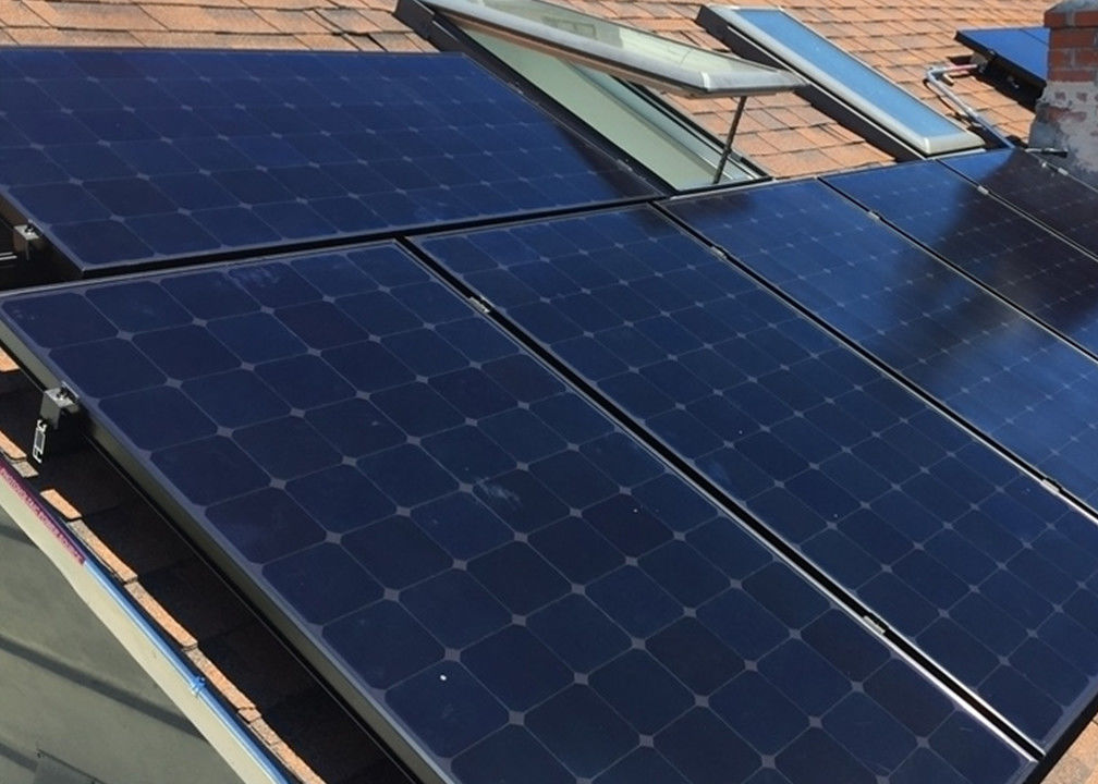 हाइब्रिड ऑफ ग्रिड सोलर पैनल सिस्टम 5KW 10KW 15KW 20KW 30KW 50KW घरेलू सौर ऊर्जा