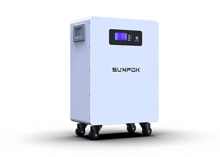 माइक्रोग्रिड एनर्जी हब 25.6V 300Ah LiFePO4 बैंक स्केलेबल 61.44kWh 8 इकाइयां